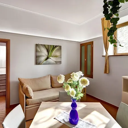 Apartment 49 Little House